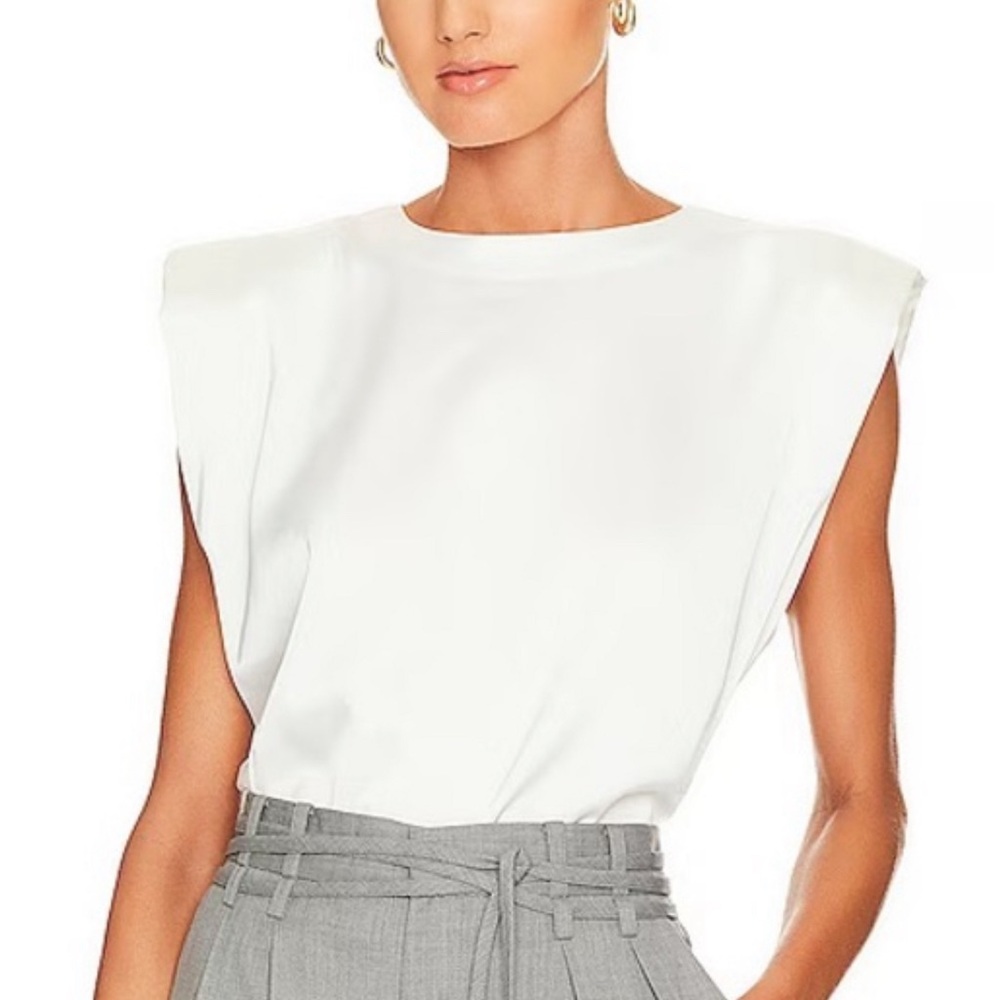 Elegant White Sleeveless Blouse